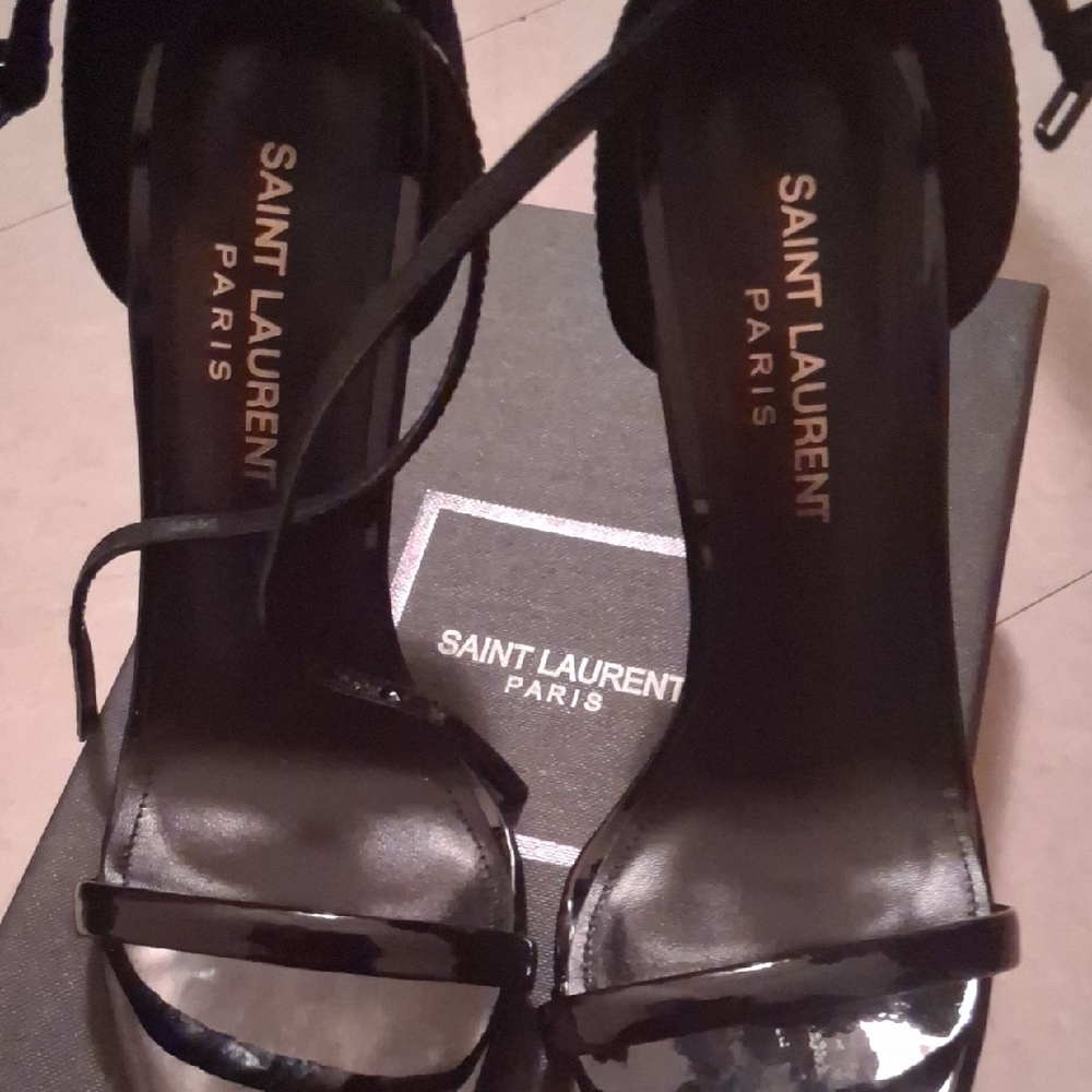 Saint Laurent Glossy Black Heels